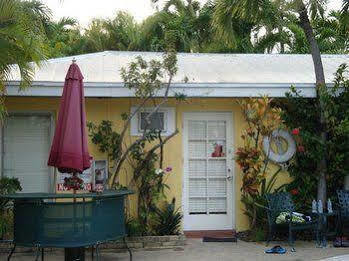 Hotel Alexander Palms Court Key West Esterno foto